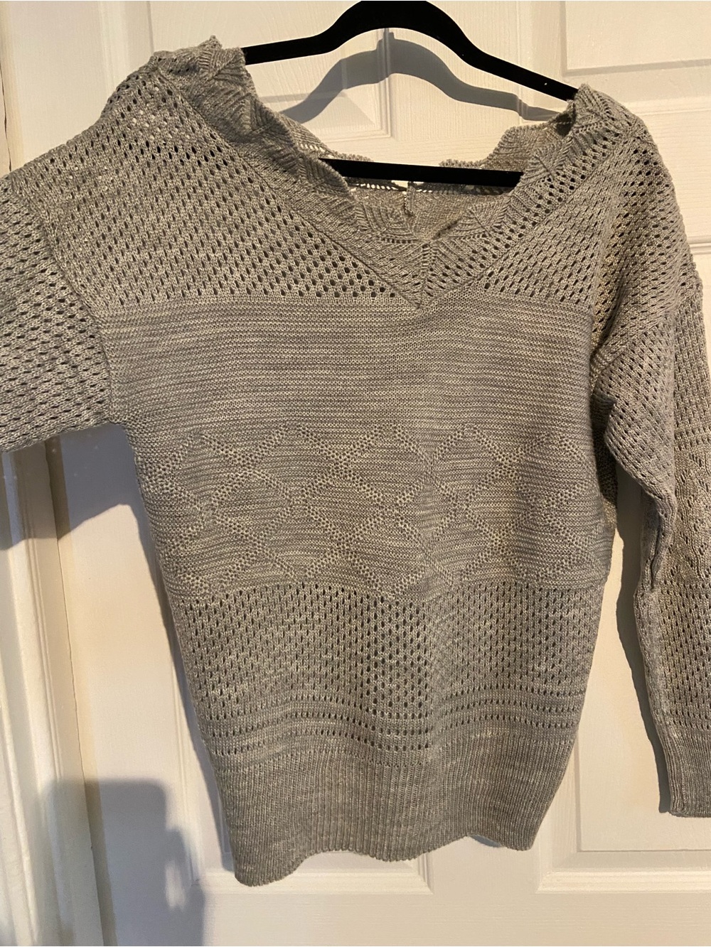 Trendyol Light Gray Off-the-Shoulder Knit Sweater
